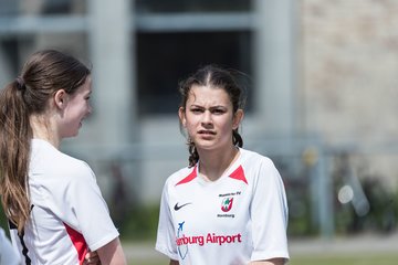 Bild 308 - wCJ Germania Schnelsen - Walddoerfer SV : Ergebnis: 0:6